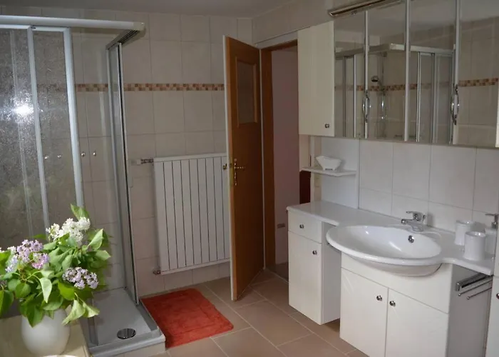 Huethchen * Eichhorst